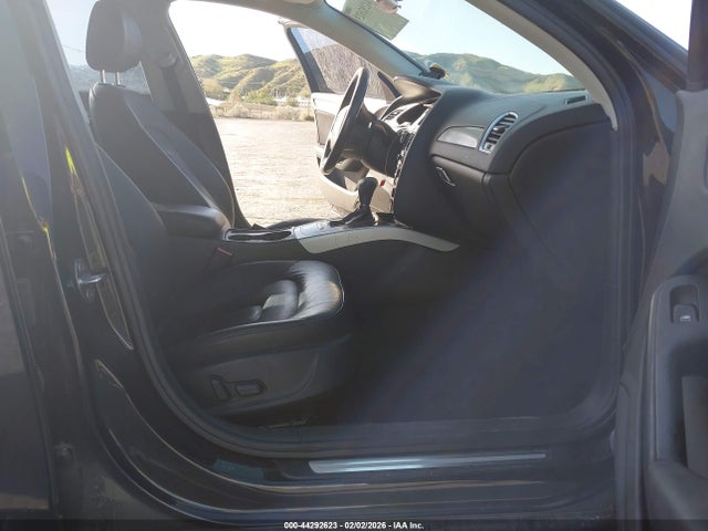 2011 AUDI A4 WAUAFAFLXBN031821 Photo 4