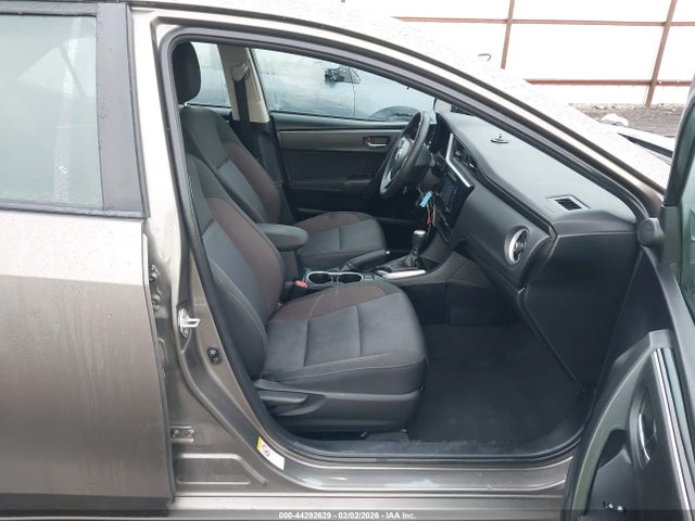 2T1BURHE6JC070367 Toyota COROLLA LE