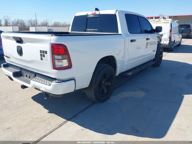 1C6RREFT8RN213703 RAM 1500 Lone Star 4x2 5&#039;7 Box