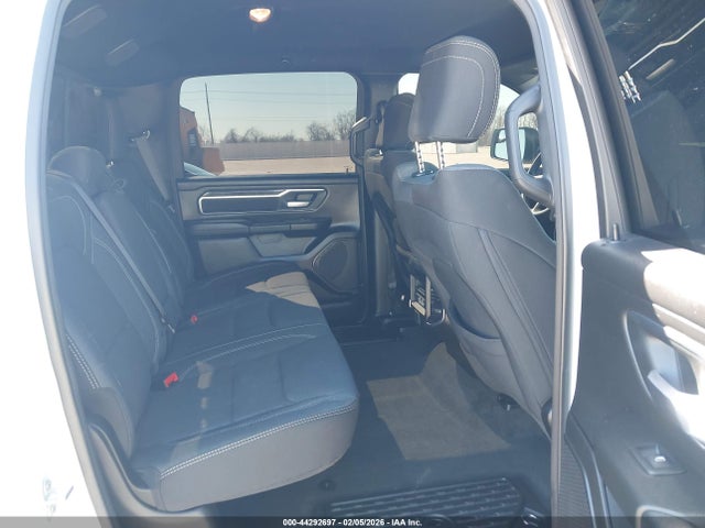1C6RREFT8RN213703 RAM 1500 Lone Star 4x2 5&#039;7 Box