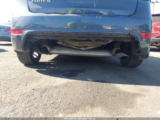 KNAFK5A8XG5648350 KIA FORTE LX