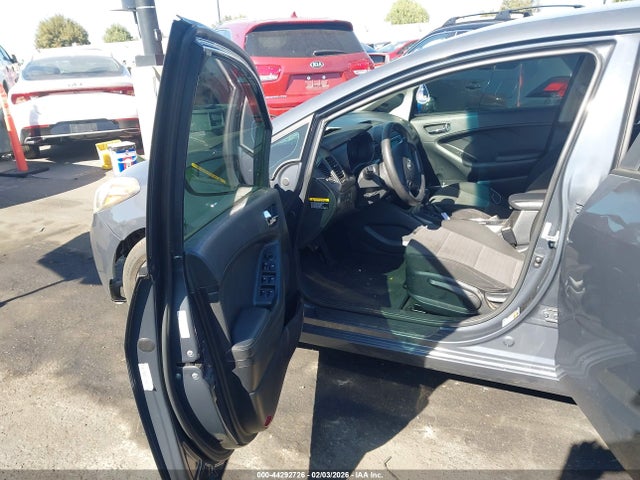 KNAFK5A8XG5648350 KIA FORTE LX