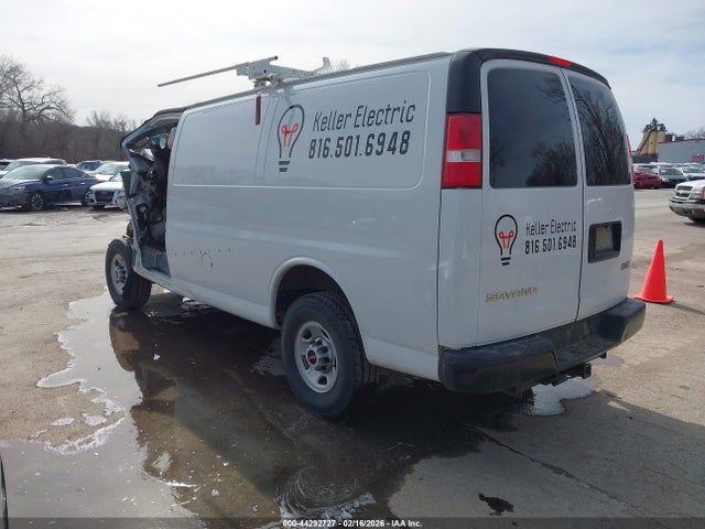 44292727 :رقم المزاد ، 1GTZ7GFG8H1108467 vin ، 2017 Gmc Savana 3500 Work Van مزاد بيع