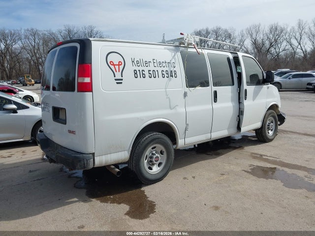 44292727 :رقم المزاد ، 1GTZ7GFG8H1108467 vin ، 2017 Gmc Savana 3500 Work Van مزاد بيع