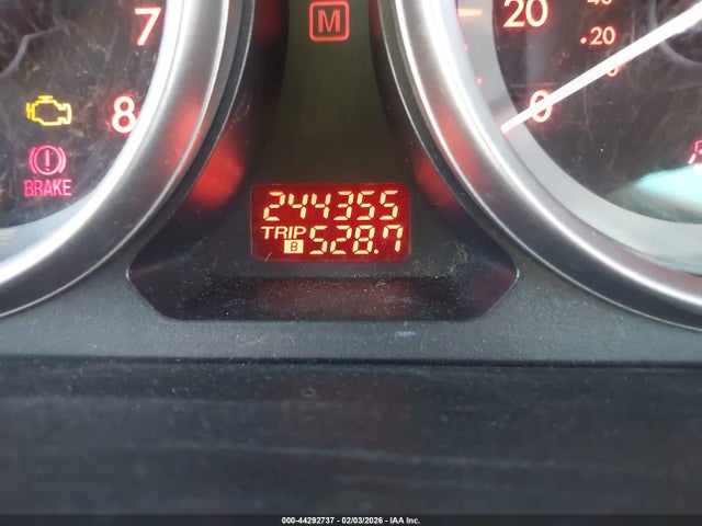 5TDYZ3DC6HS887725 Toyota Sienna Xle Premium 8 Passenger