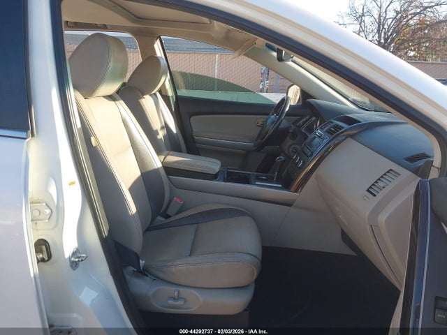 5TDYZ3DC6HS887725 Toyota Sienna Xle Premium 8 Passenger