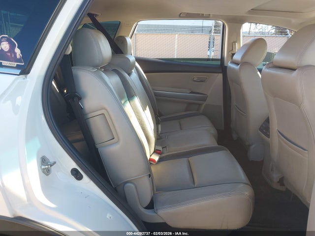 5TDYZ3DC6HS887725 Toyota Sienna Xle Premium 8 Passenger