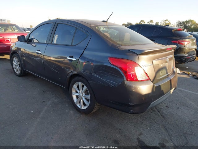 3N1CN7AP6FL803283 Nissan Versa 1.6 Sl
