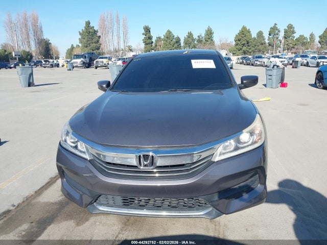 1HGCR2F30HA028582 Honda ACCORD LX