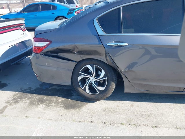 1HGCR2F30HA028582 Honda ACCORD LX