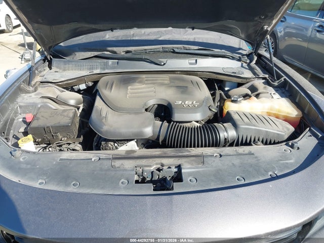 2C3CDXBG1NH113922 Dodge Charger Sxt Rwd