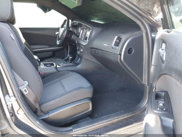 2C3CDXBG1NH113922 Dodge Charger Sxt Rwd
