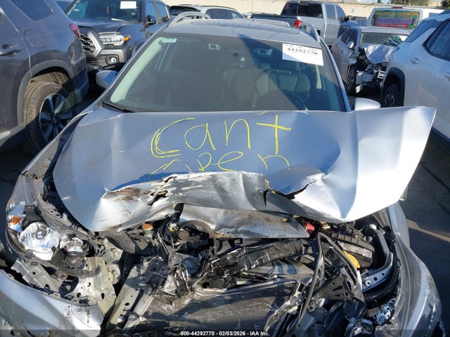 4S3GTAD61L3711672 Subaru Impreza Premium 5-door