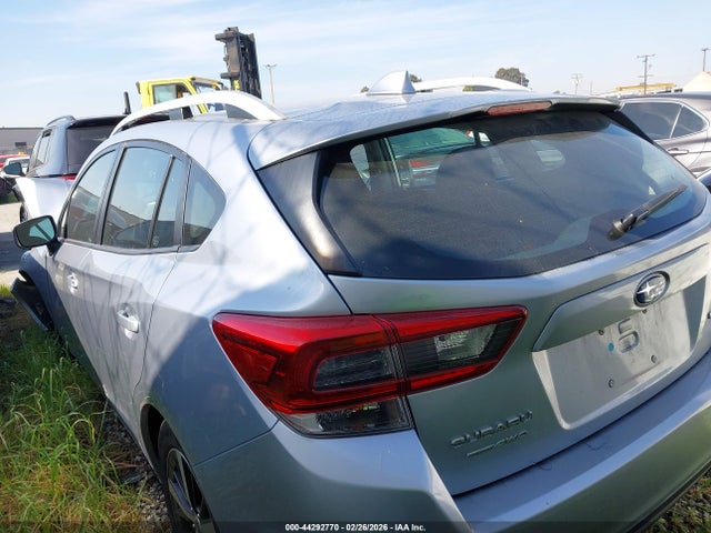 4S3GTAD61L3711672 Subaru Impreza Premium 5-door
