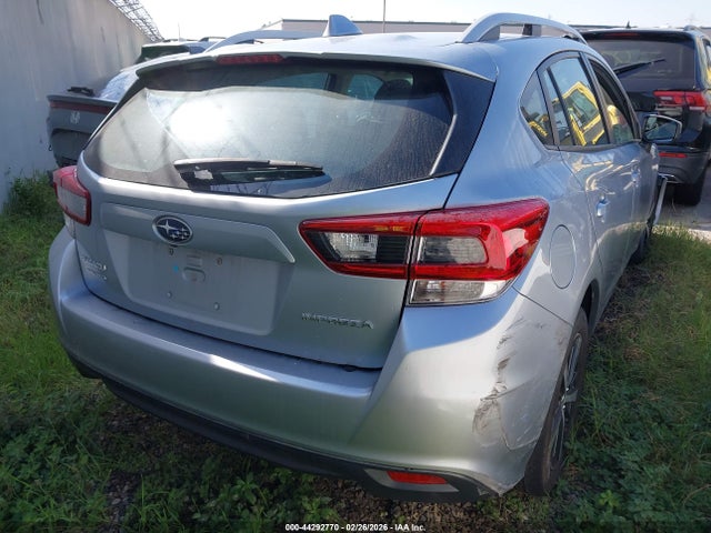 4S3GTAD61L3711672 Subaru Impreza Premium 5-door