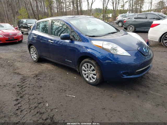 44292776 :رقم المزاد ، 1N4BZ0CP8HC310873 vin ، 2017 Nissan Leaf S مزاد بيع