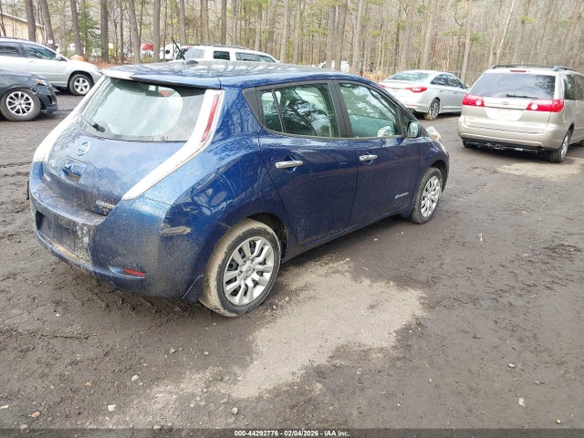 Nissan LEAF S 2017 1N4BZ0CP8HC310873 Image 4