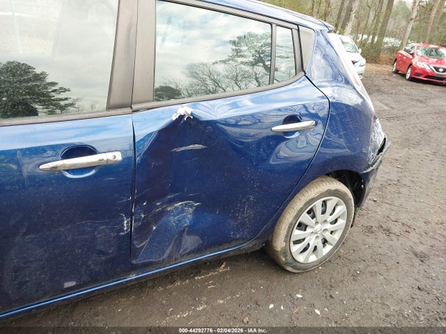 Nissan LEAF S 2017 1N4BZ0CP8HC310873 Image 6