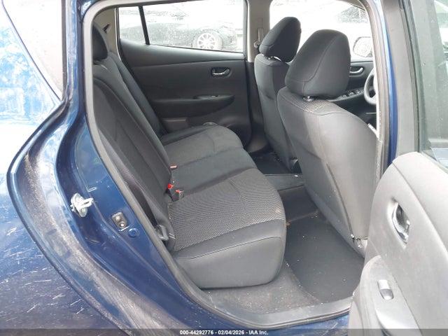 Nissan LEAF S 2017 1N4BZ0CP8HC310873 Image 8