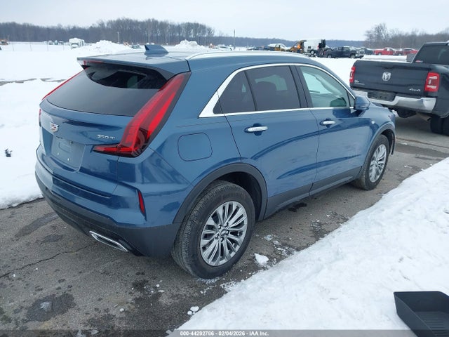 2024 CADILLAC XT4 1GYFZCR43RF253180 Photo 3