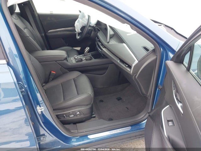 2024 CADILLAC XT4 1GYFZCR43RF253180 Photo 4