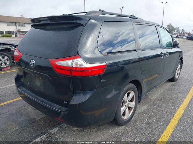 Toyota SIENNA LE 2015 5TDKK3DC4FS555502 Image 4