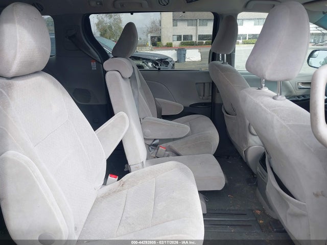 Toyota SIENNA LE 2015 5TDKK3DC4FS555502 Image 8