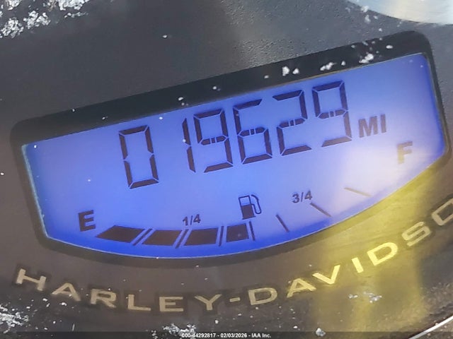 2009 HARLEY-DAVIDSON FLSTF 1HD1BX5109Y043520 Photo 6