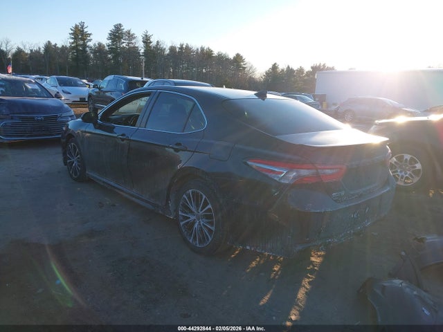 4T1B11HK7JU088343 Toyota CAMRY SE