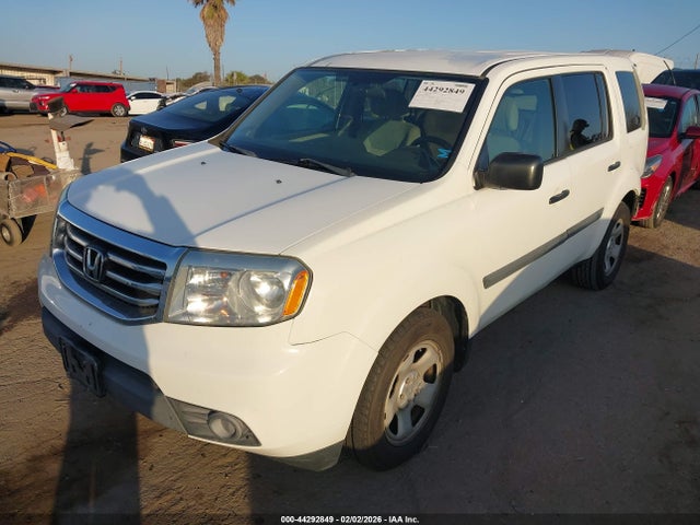 Honda PILOT LX 2014 5FNYF3H22EB016525 Image 2