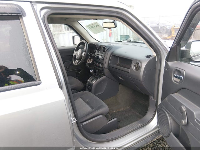 1C4NJPBA7GD711490 Jeep Patriot Sport