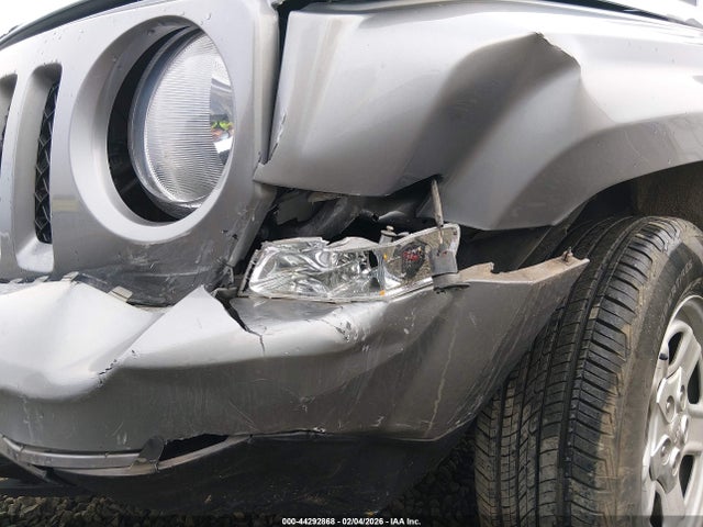 1C4NJPBA7GD711490 Jeep Patriot Sport