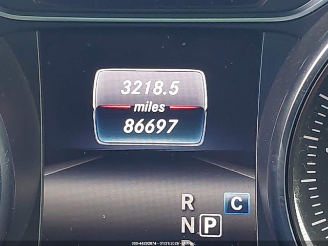 WDDSJ4GB2JN606026 Mercedes-Benz CLA 250 4MATIC