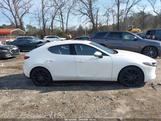Mazda Mazda3 Premium Package 2020 JM1BPANM9L1169714 Image 13