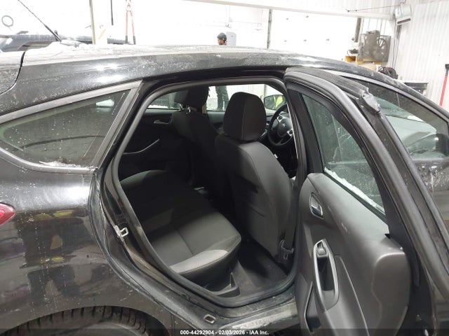 1FADP3K24EL284449 Ford FOCUS SE