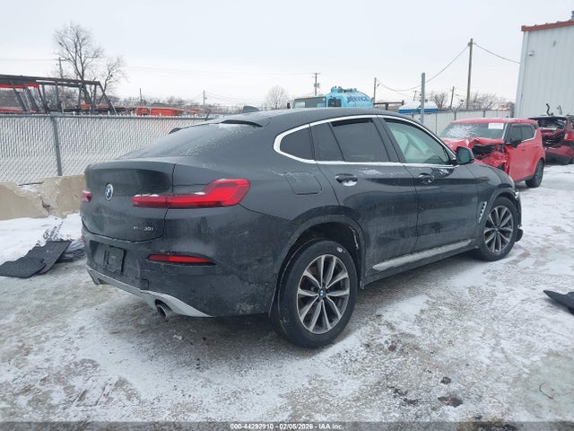 2019 BMW X4 5UXUJ3C59KLG56269 Photo 3