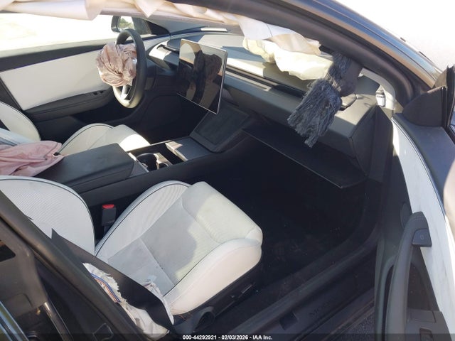 2024 TESLA MODEL 3 5YJ3E1ET0RF881403 Photo 4