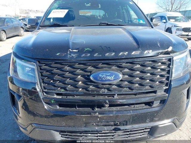 1FM5K8GT3JGA01825 Ford EXPLORER SPORT