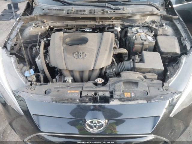 3MYDLBYV1HY164882 Toyota YARIS IA