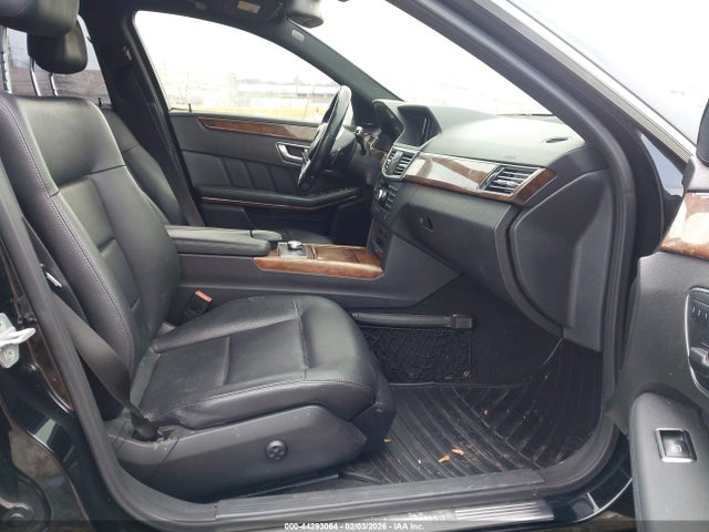 44293064 :رقم المزاد ، WDDHF8JB9DA717115 vin ، 2013 Mercedes-benz E 350 4matic مزاد بيع