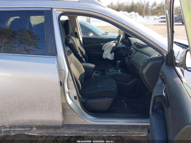 Nissan ROGUE SV 2019 5N1AT2MV0KC734552 Image 5