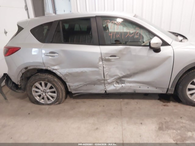 44293081 :رقم المزاد ، JM3KE4CY8G0781399 vin ، 2016 Mazda Cx-5 Touring مزاد بيع