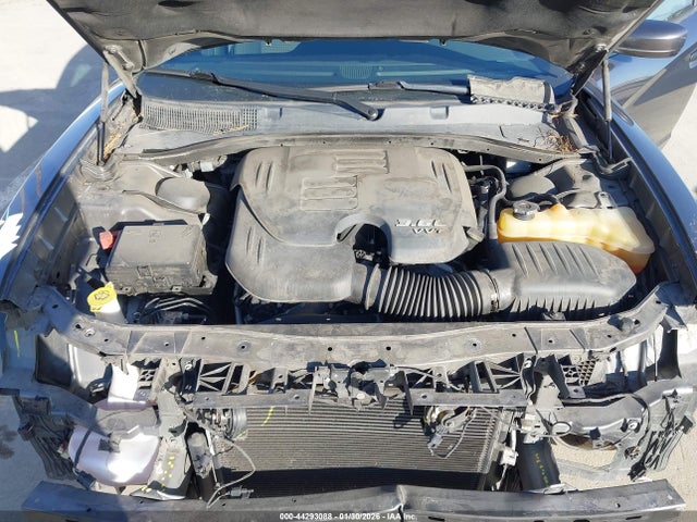2C3CDXHG3KH526427 Dodge Charger Gt Rwd