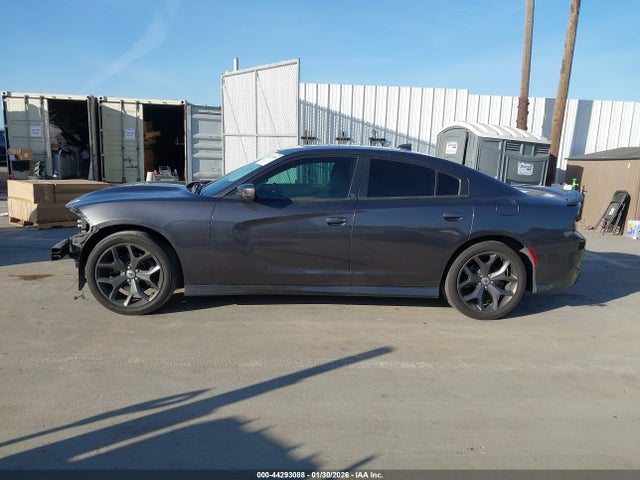2C3CDXHG3KH526427 Dodge Charger Gt Rwd