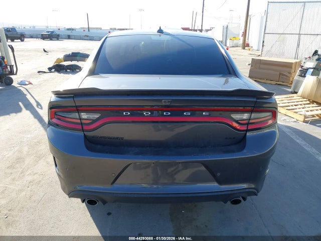 2C3CDXHG3KH526427 Dodge Charger Gt Rwd