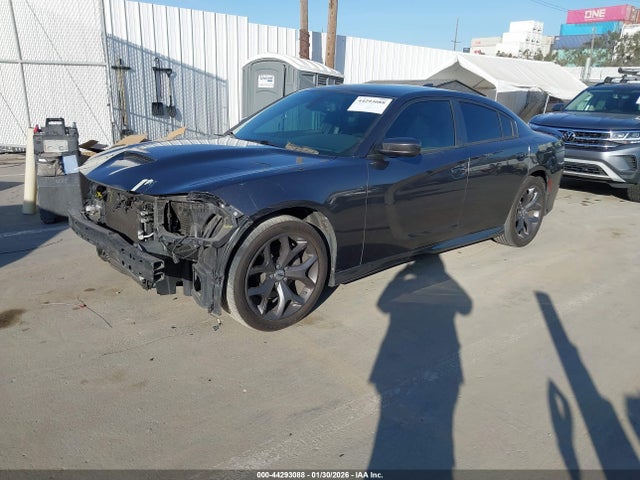 2C3CDXHG3KH526427 Dodge Charger Gt Rwd