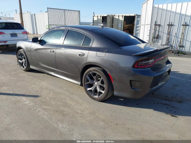2C3CDXHG3KH526427 Dodge Charger Gt Rwd
