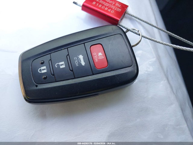 Toyota Corolla Hybrid Le 2021 JTDEAMDE5MJ013052 Image 11