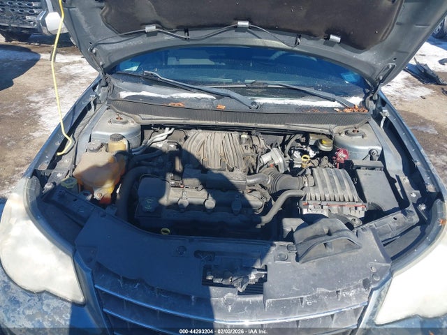 44293204 :رقم المزاد ، 1C3BC5ED8AN166042 vin ، 2010 Chrysler Sebring Touring مزاد بيع