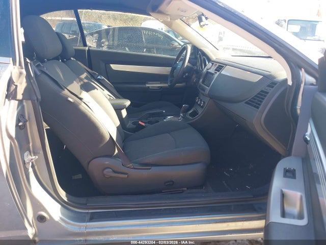44293204 :رقم المزاد ، 1C3BC5ED8AN166042 vin ، 2010 Chrysler Sebring Touring مزاد بيع